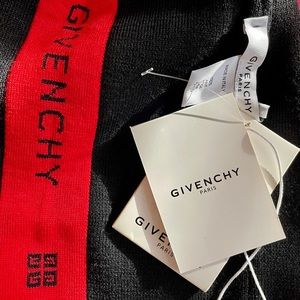 GIVENCHY Reversible Logo Unisex Beanie